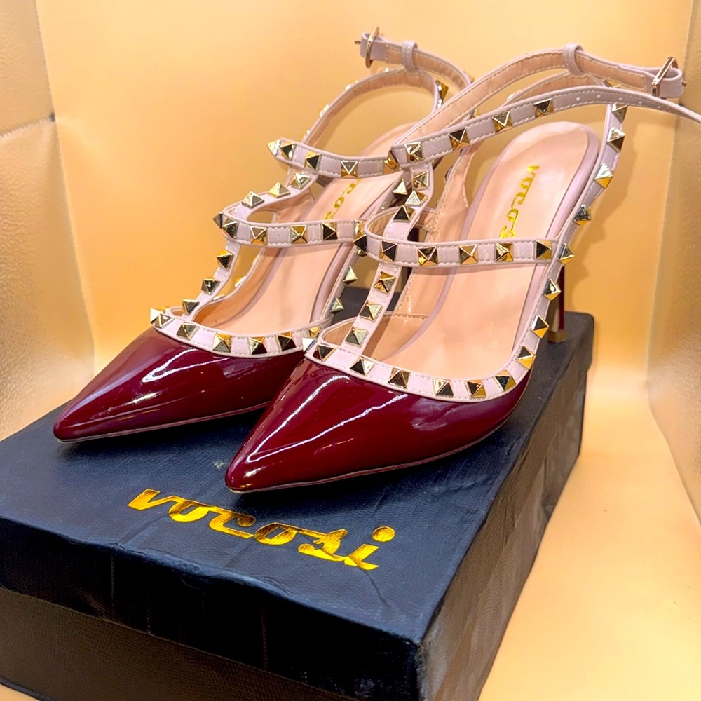 Vocosi Red Vernie heels, size 7